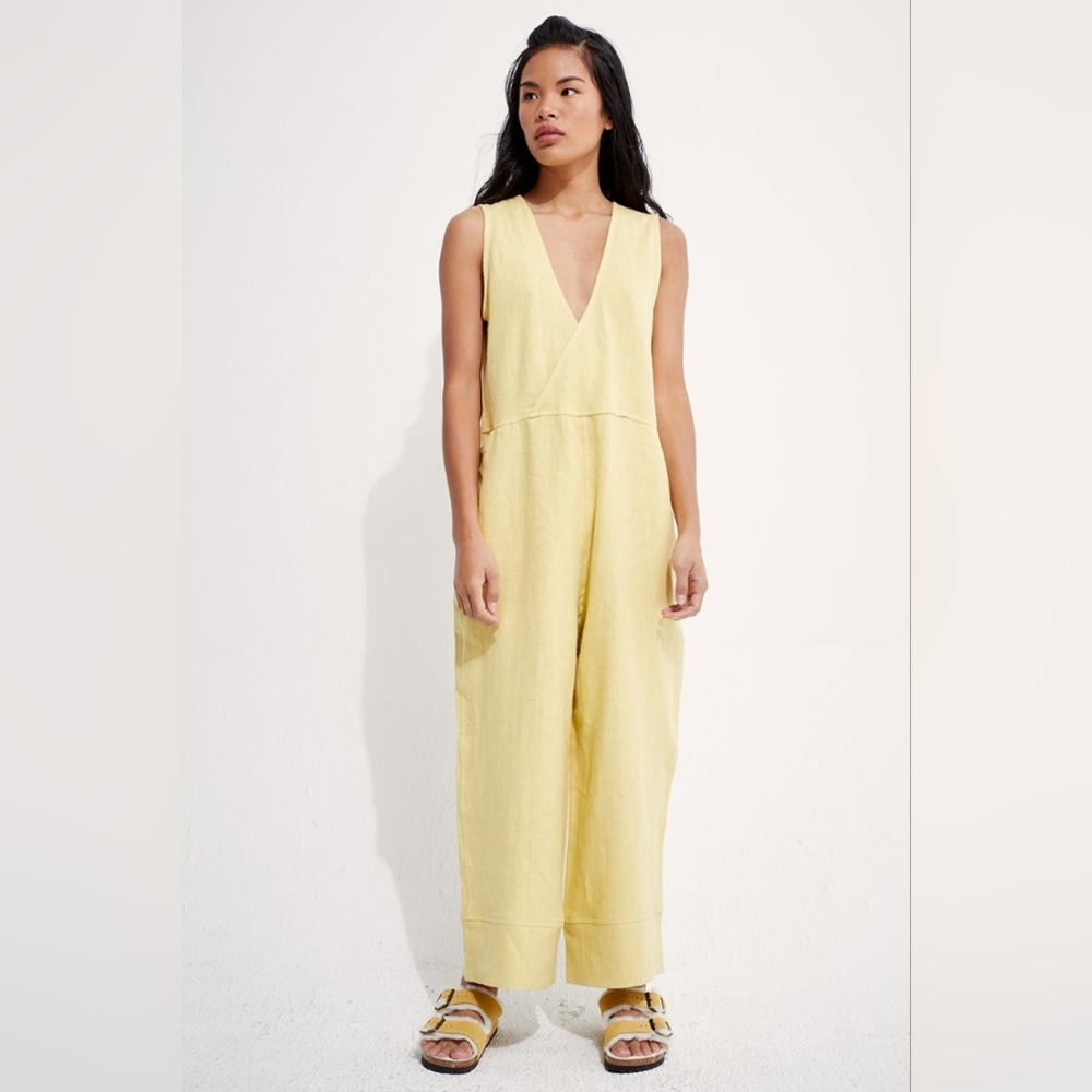 Back Beat Co. Yellow Linen with Relaxed Wide-Leg Fit